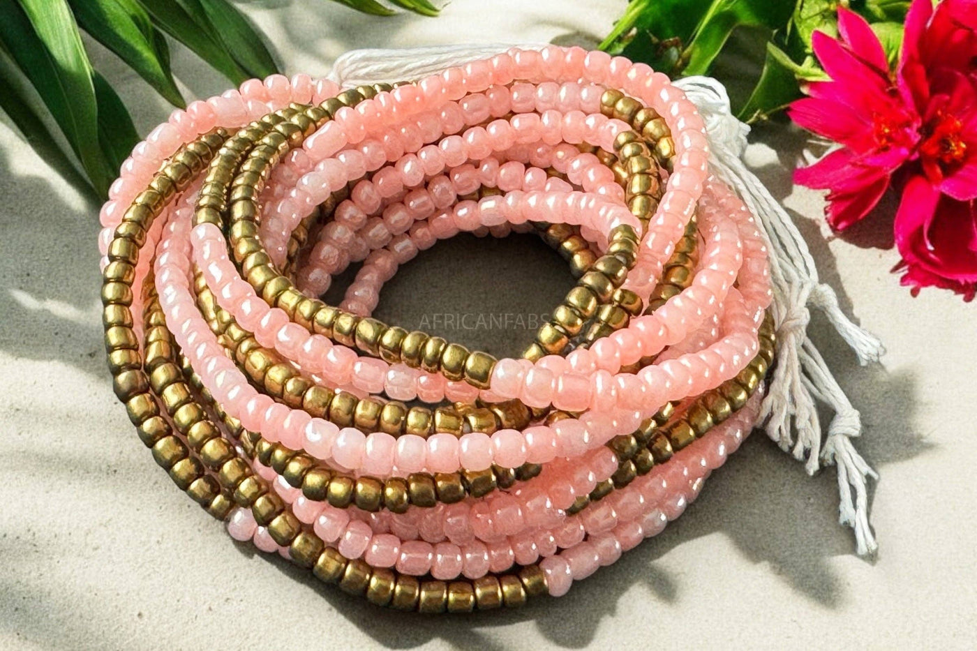 Waist Beads / African Hip Chain - Abinéné - Gold / pink (Traditional non-elastic string)